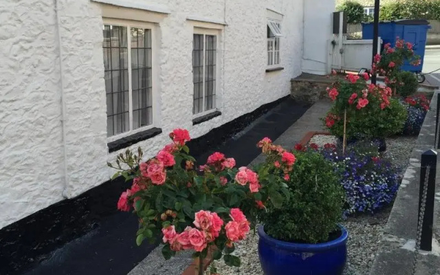 The White Cottage B&B