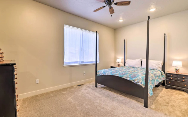 Stunning Adobe Home Overlooking Silver Reef