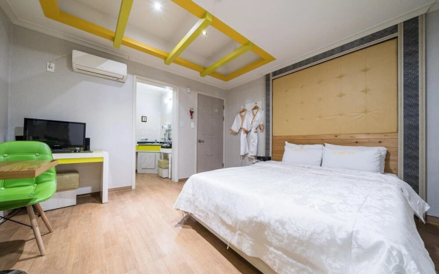 Gwangju Geumho Moment Hotel