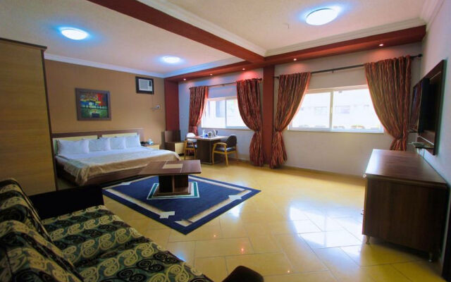 Carliza Hotel Apapa