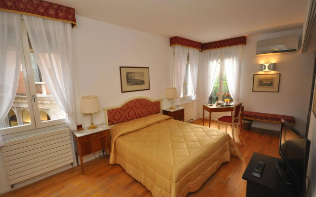 Albergo Casa Petrarca