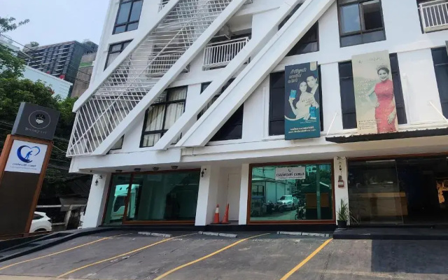 RoomQuest Ladprao Soi 1