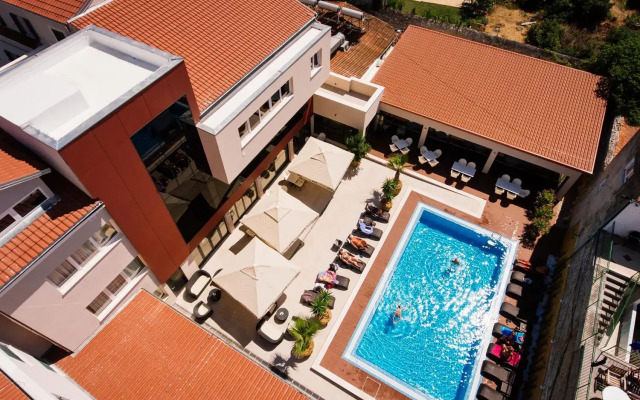 Hotel Borovnik