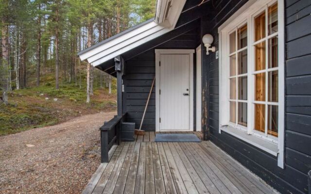 Lomaylläs h113/pistopolku 5a
