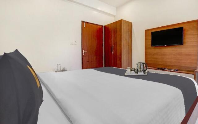 Townhouse Oak Hotel Prime