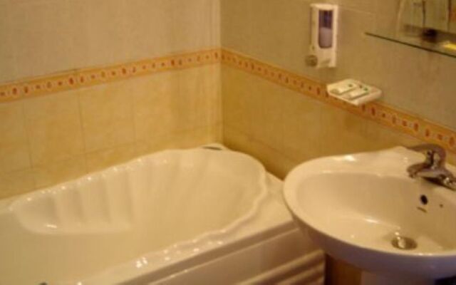 VMQ Hotel