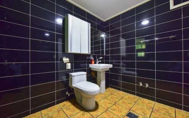 Gapyeong Chun Hyang & Bangja Spa Pension