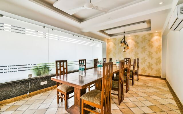 FabHotel Comfort Dome Sector 45