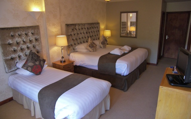 Rosemount Hotel