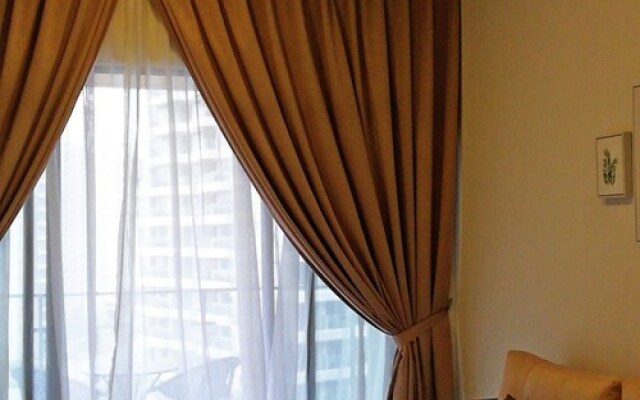 Sea View Homestay @ Country Garden Danga Bay