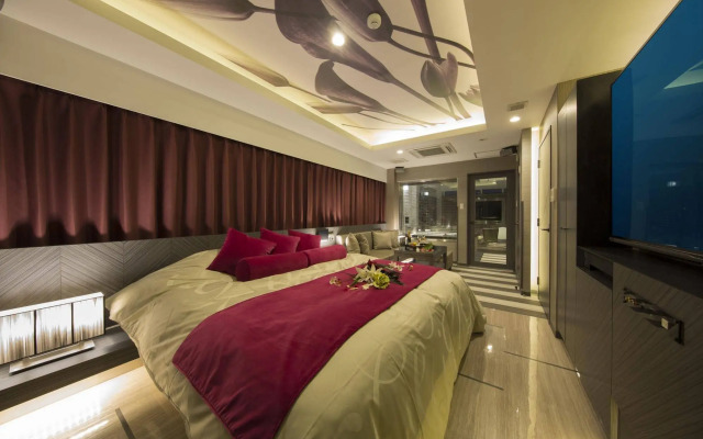 Hotel in the Green - Adults Only