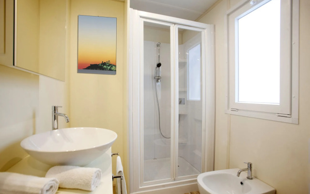 Gitavillage California