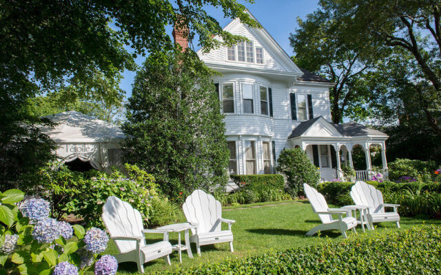 The Sydney, The Edgartown Collection