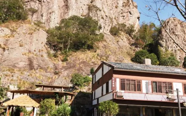 BenShe Inn