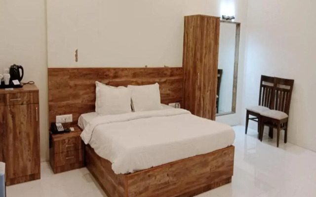 Pushp Vatika Resort & Lawns