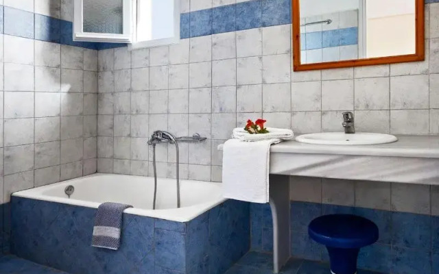 Tarelli Apartments & Studios