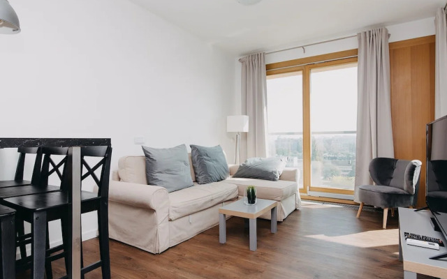 ShortStayPoland Kolejowa - B10