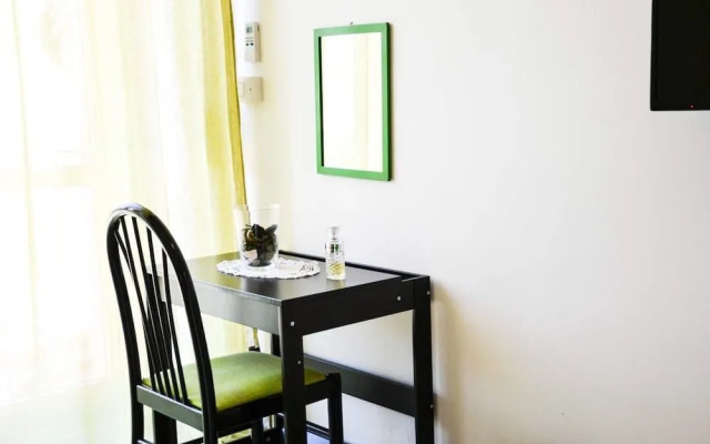 Ficurinia Guest House
