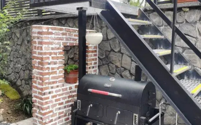 Xueren Nuandeng Apartment