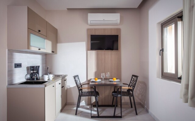 Enorme Eanthia Beach