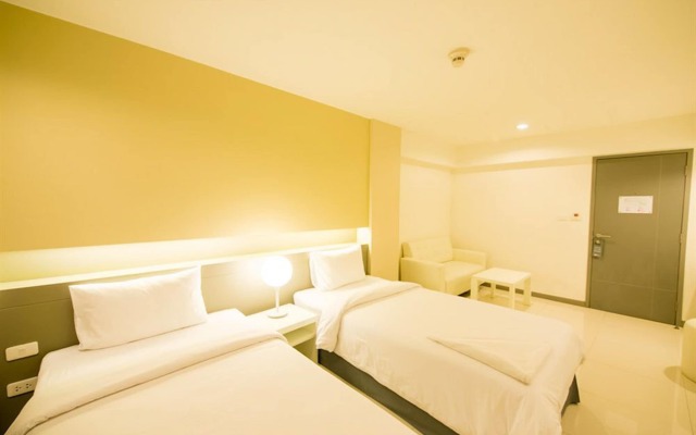 Myhotel CMYK Ratchada