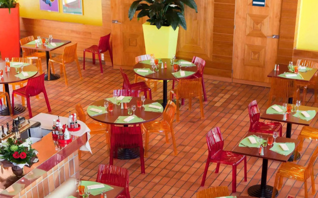 Hotel ibis Styles Macon Saint Albain La Salle