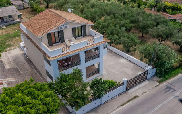 V & H House