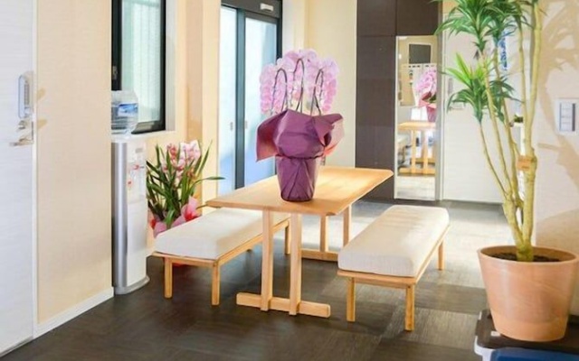 Breeze Shortstay Female Only – Lobby – Tokyo