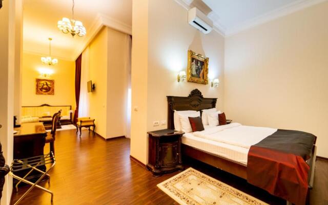 Picasso Boutique Hotel