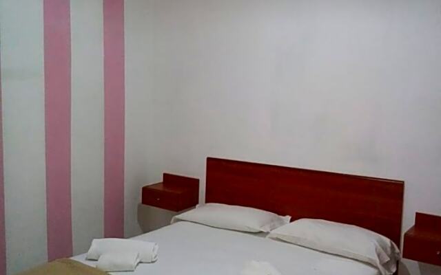 Hotel Crisari