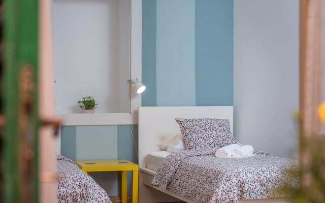 House Polus