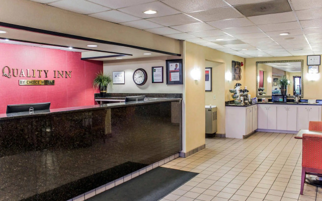 Quality Inn Roanoke Rapids