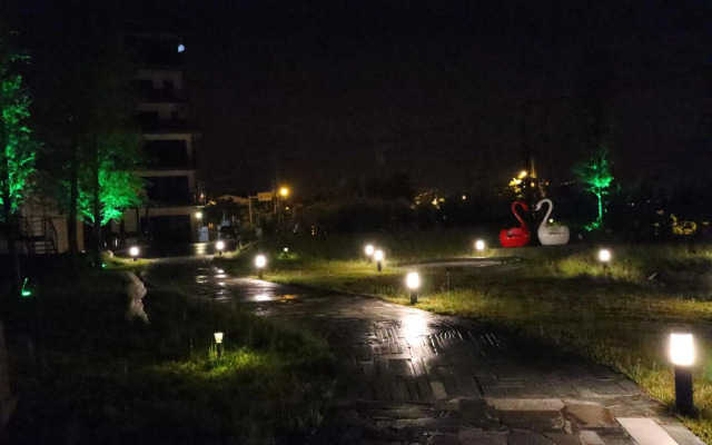 Qian Qian Riverside B&B