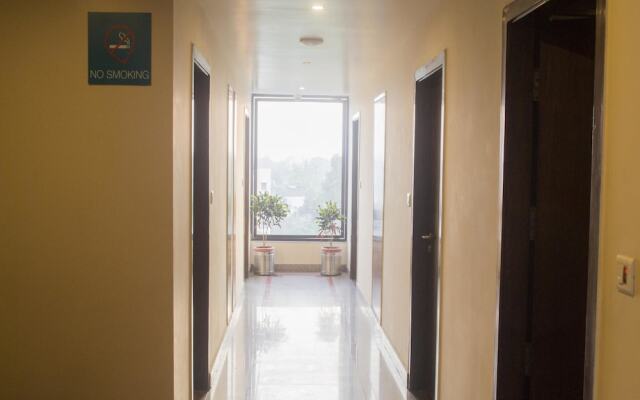 Oyo Premium Cantt Railway Station