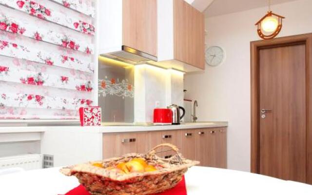 Old Town Apartment