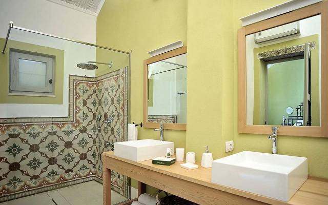 Naturalis Bio Resort & Spa