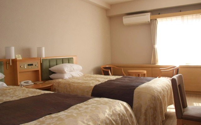 Okazaki New Grand Hotel