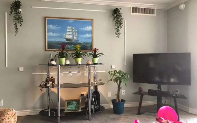 Luxury 1 BD & 1BR with Fantastic marina view