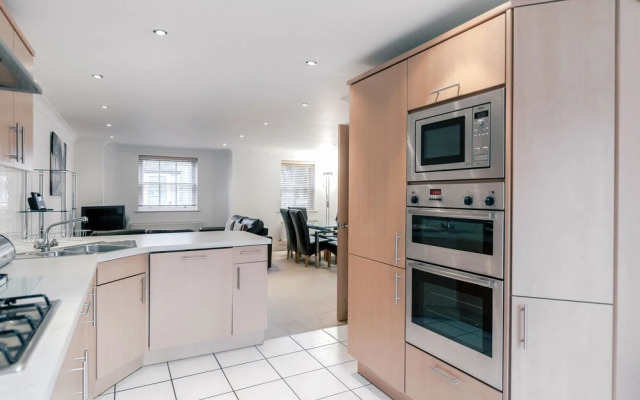 Roomspace Apartments -Sandfield Court