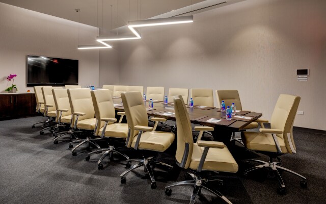 Hotel X Toronto, a Destination by Hyatt Hotel