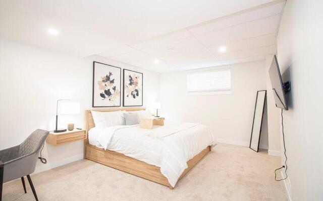 Luxurious 3 Bedroom Townhouse Free Parking and Wifi