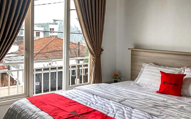 Reddoorz Syariah Near Kenjeran Park