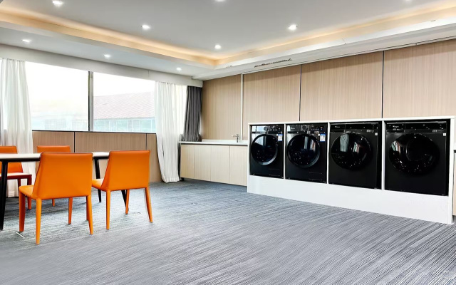 Hawthorn By Wyndham Guangzhou Baiyun Airport