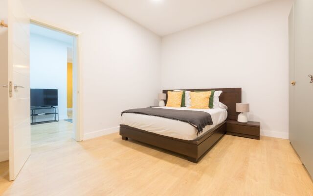 Royal Apart. la Almudena by Allô Housing
