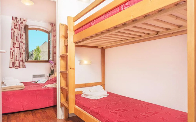 ST LARY-VIGNEC Charmant studio au calme