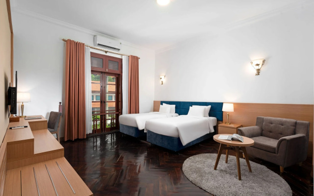 Tuần Châu Resort
