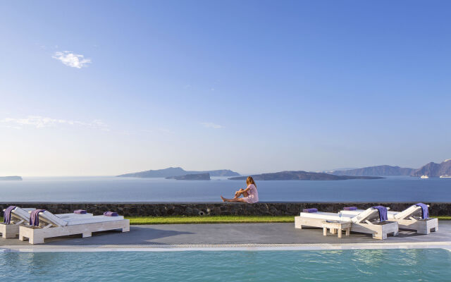 Santorini Princess Presidential Suites