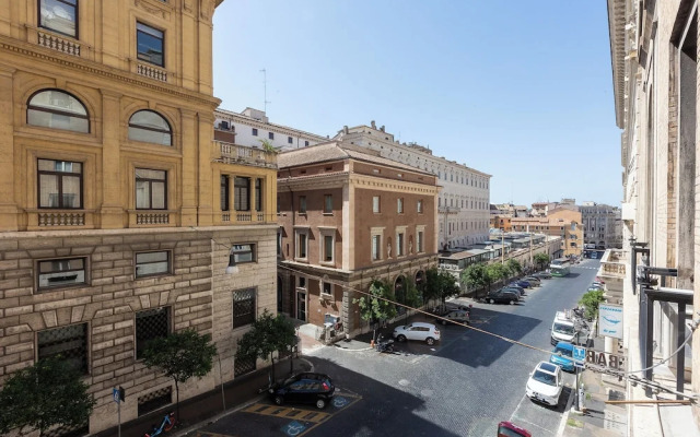 Spanish Steps Studio