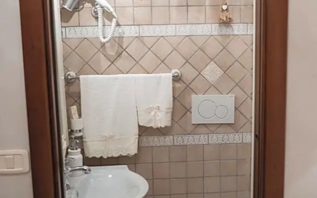 B&B Alexander