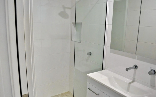 Waterford Apartment 7